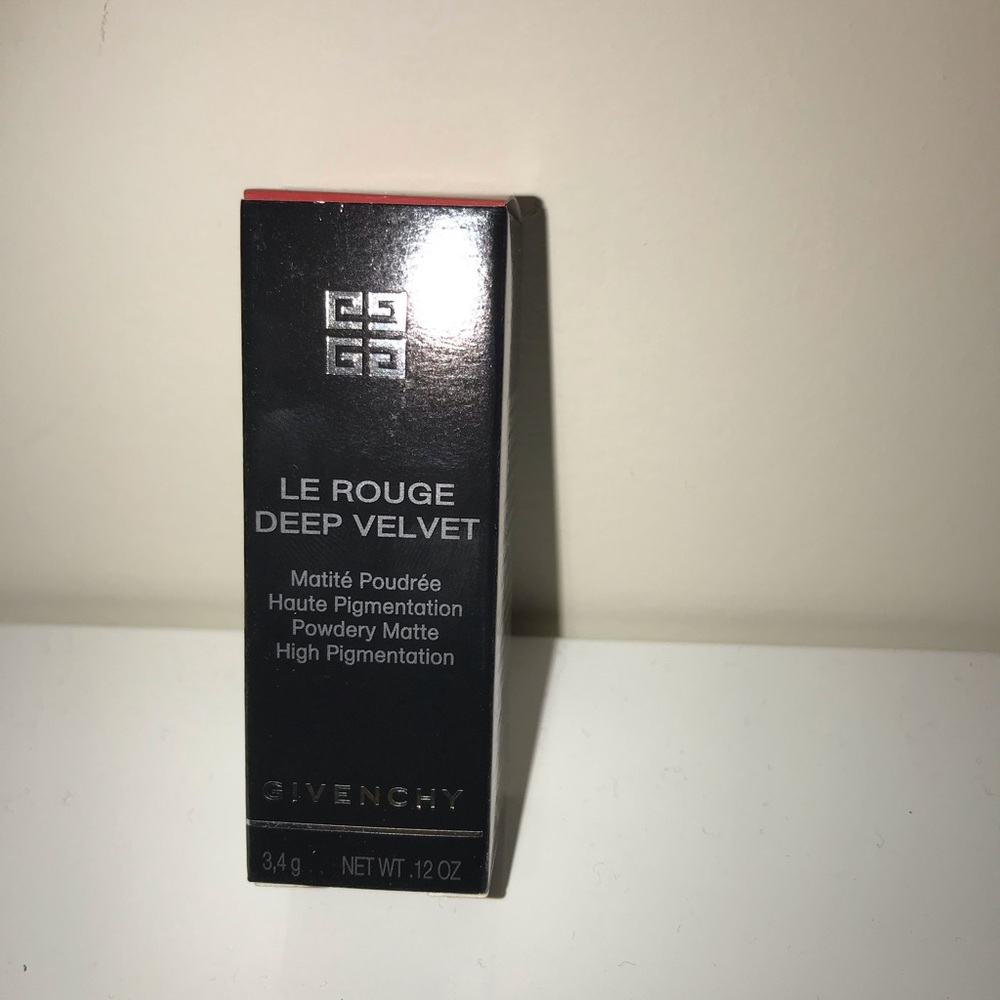 Givenchy Beauty Le Rouge Deep Velvet lipstick - Picture 2 of 5